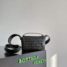 Picture of Bottega Veneta Handbags _SKUfw232187152fw